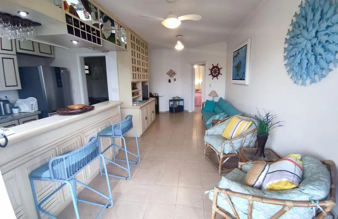 Apto 301 - Lindo, Espaçoso, 100m da Praia - Condomínio, piscina, churrasqueiras, quadras-1